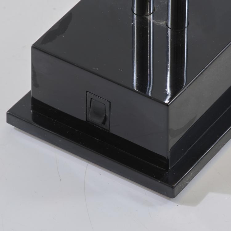 Bild 3 zu Objekt, Table light 'Pausania', 1983 (design), Ettore Sottsass, Artemide, Mailand, 181A 36