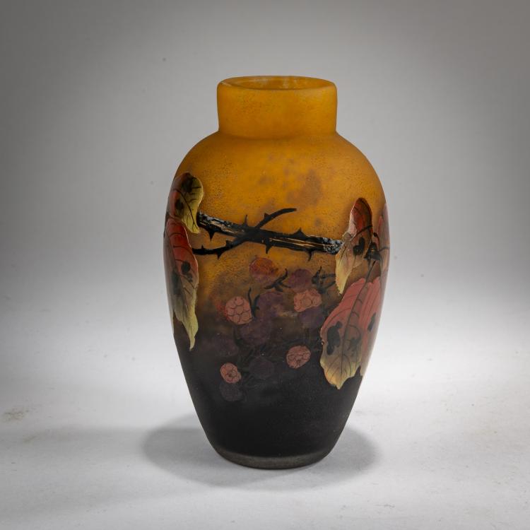 Bild 2 zu Objekt, Kleine Vase 'Framboises', um 1925, Muller Fr&egrave;res, Lun&eacute;ville, 182A 162