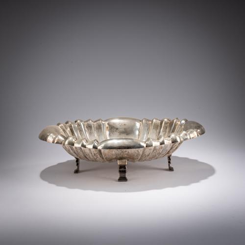Centerpiece, pre-1918