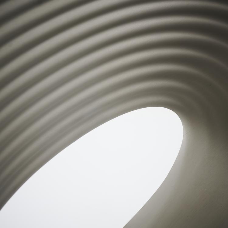 Bild 5 zu Objekt, Stuhl 'Tom Vac', 1997 (Entwurf), Ron Arad,Tom Vack, Arad Ron Associates, London, 181A 512