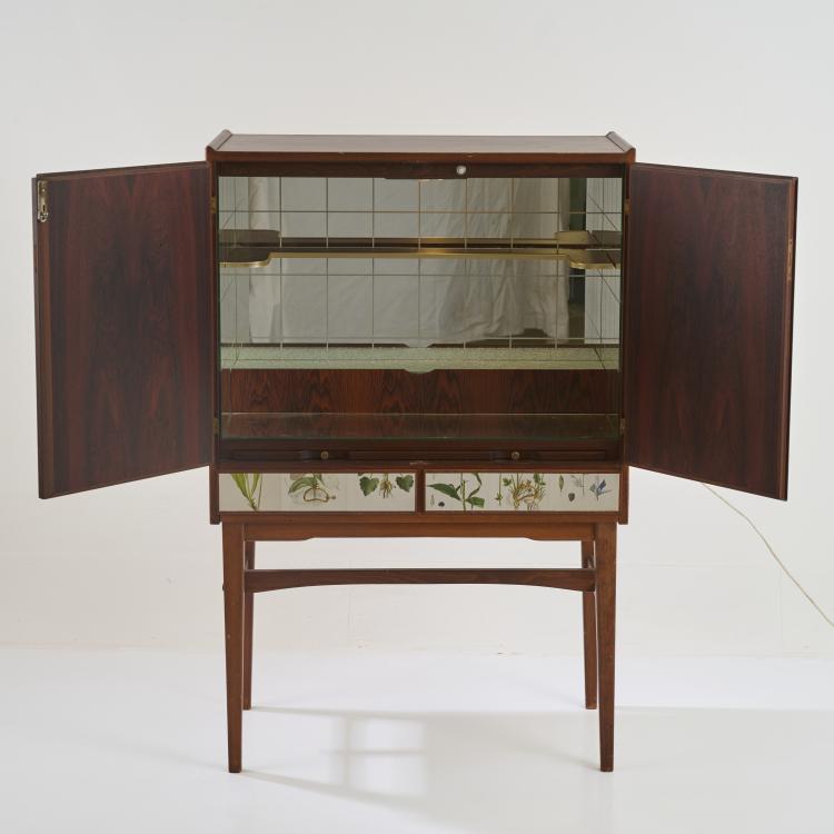 Bild 2 zu Objekt, Barschrank, 1950er Jahre, Josef Frank (im Stile von),C.A.M. Lindman (im Stile von), Schweden / Sweden, 181A 271