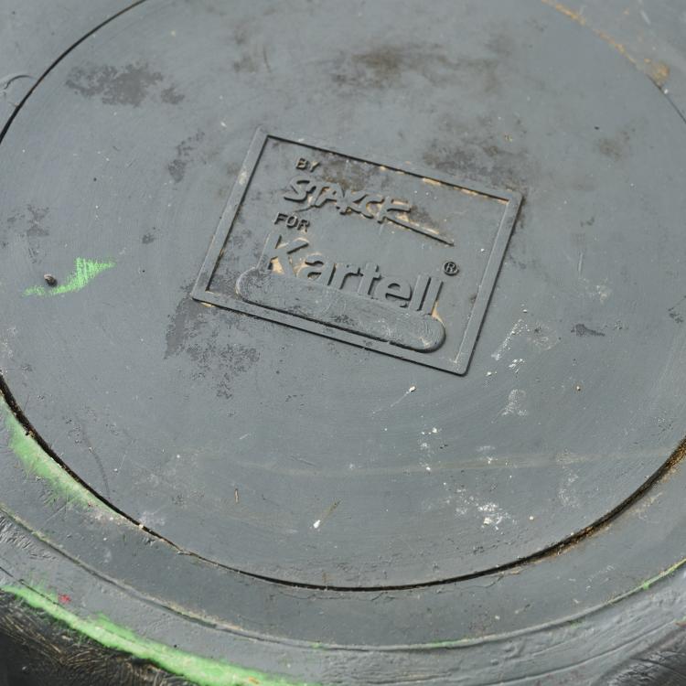 Bild 2 zu Objekt, Zwei Hocker 'Attila' und 'Saint-Esprit', 1999 (Entwurf), Kartell, Noviglio, 181A 509