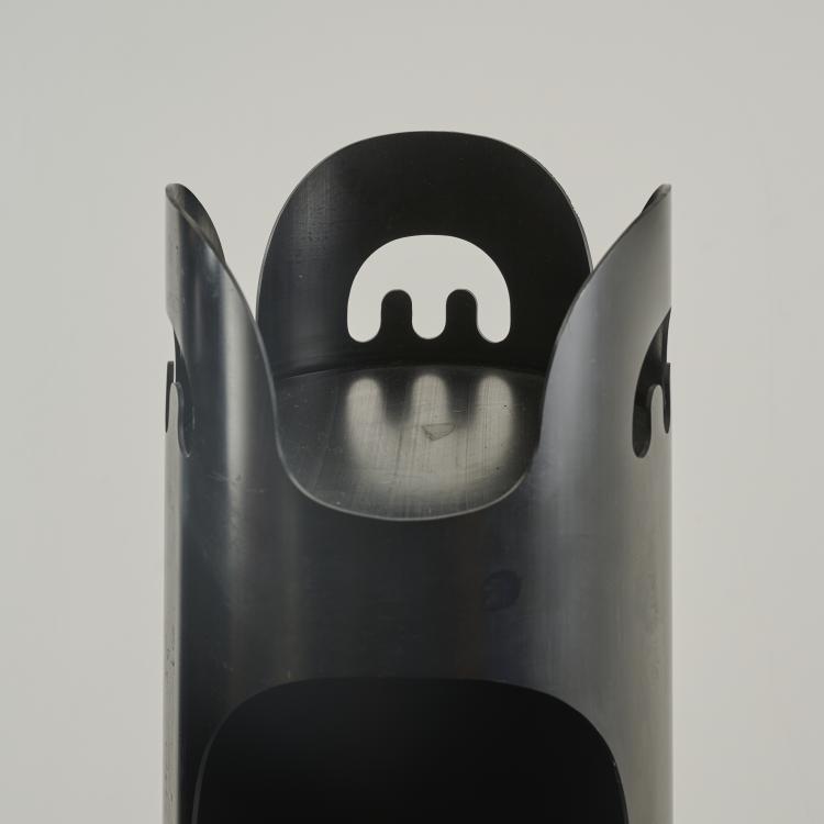 Bild 2 zu Objekt, Two 'Kerguelen' hallstands, 1967, Enzo Mari, Danese, Mailand / Milan, 181A 227