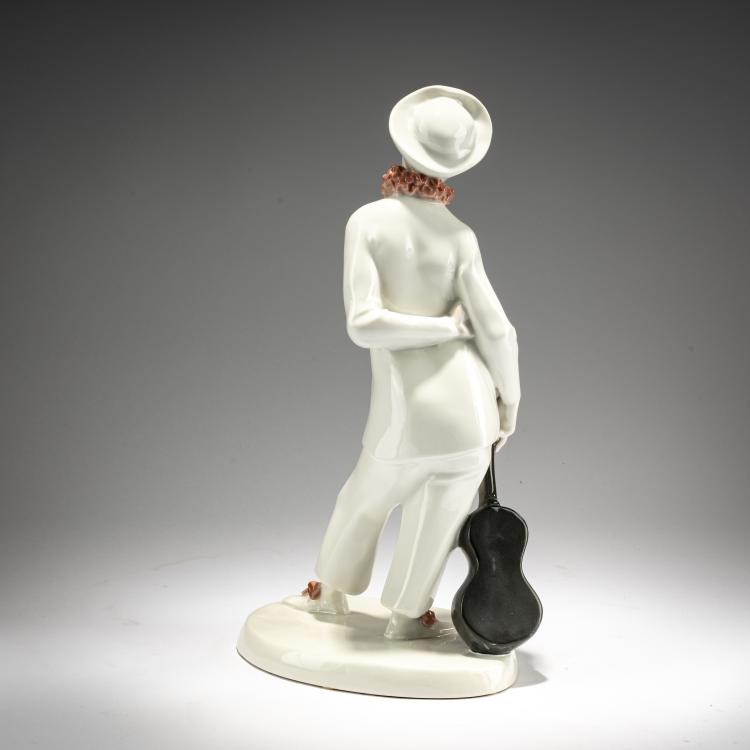 Bild 2 zu Objekt, Pierrot mit Gitarre, 1910, Josef Wackerle, KPM, Berlin, 182A 407
