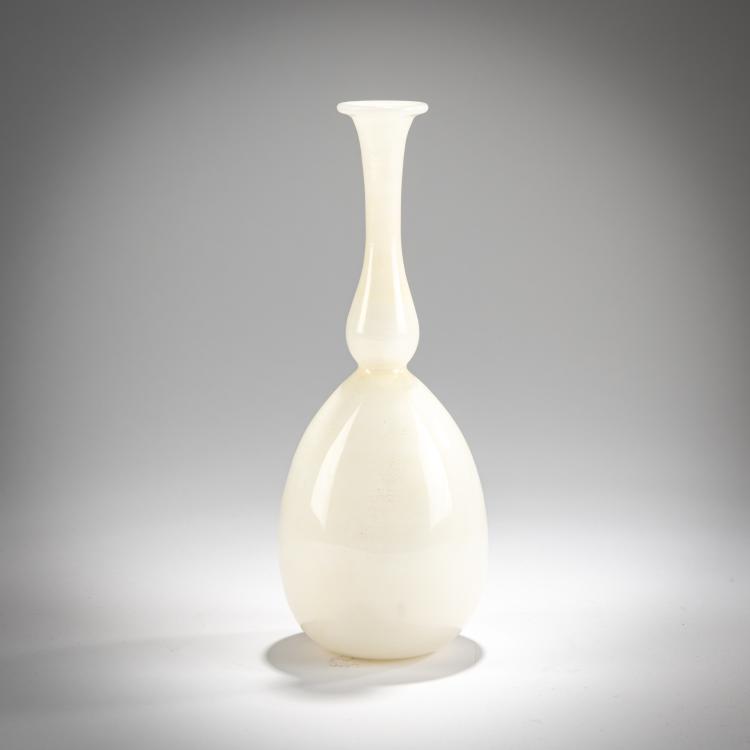 Hauptbild zu Objekt, Small Vase 'Lattimo oro', 1921-23, Vittorio Zecchin, Venini, Murano, 181B 531