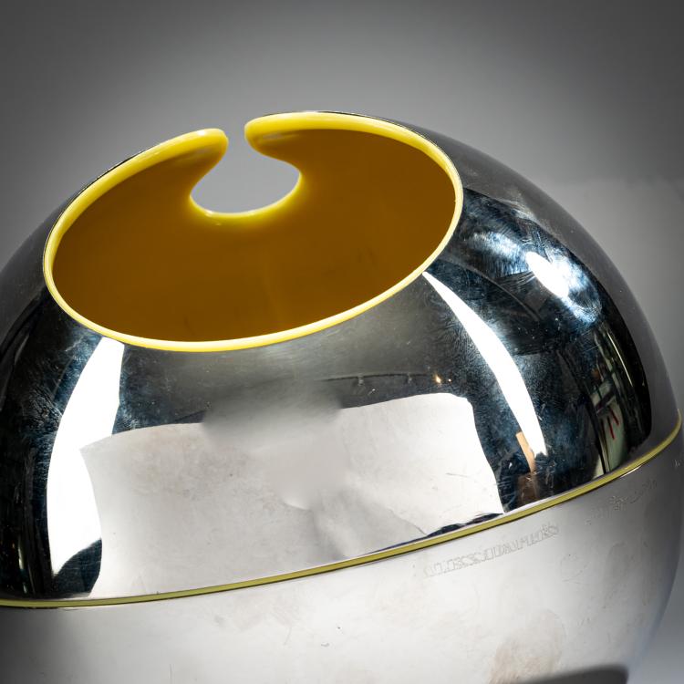 Bild 2 zu Objekt, Vasenobjekt 'Guscio N.1', 1972, Gi&ograve; Pomodoro, Alessi, Crusinallo, 181A 248