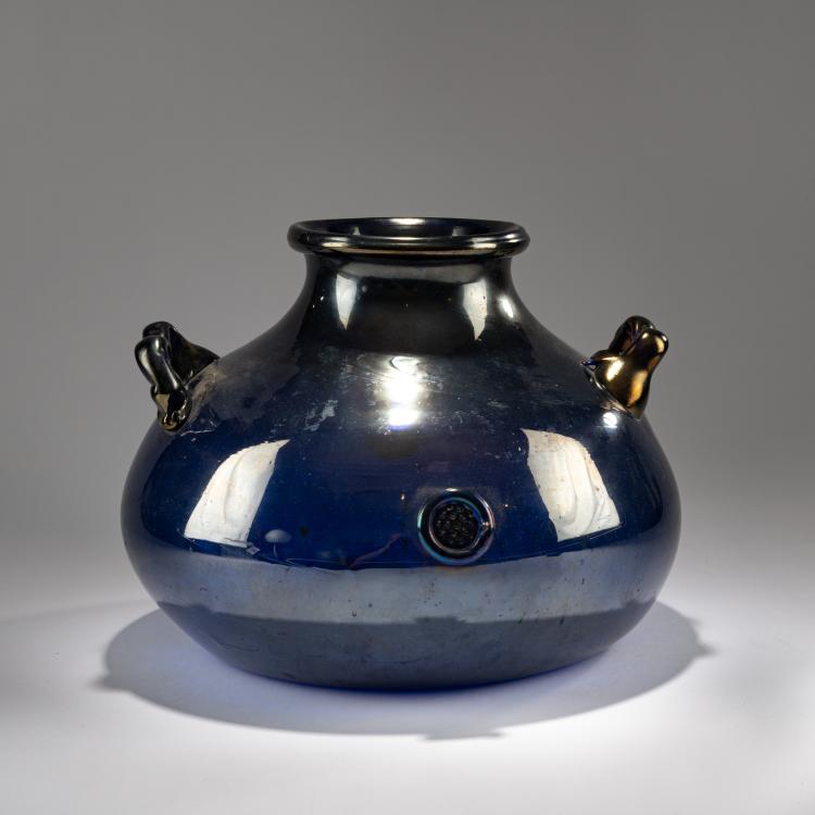 Hauptbild zu Objekt, Huge vase with handles 'Iridato', 1914-20, Benvenuto Barovier (attributed), Barovier, Artisti, Murano (zug. / attr.), 181B 532