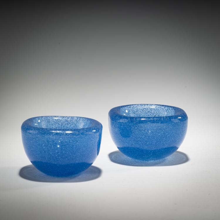 Hauptbild zu Objekt, Two small bowls 'Sommerso a bollicine', c. 1935, Carlo Scarpa, Venini, Murano, 181B 576