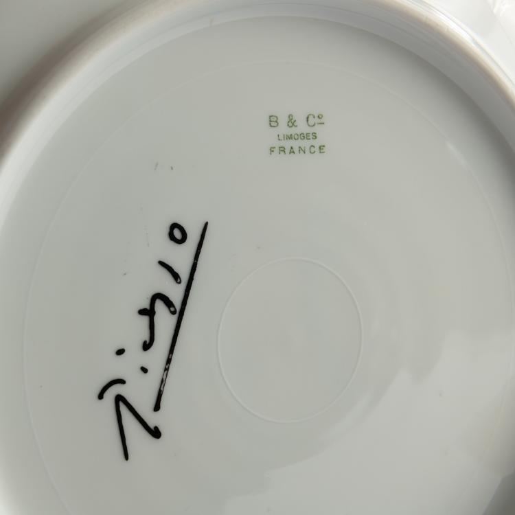 Bild 5 zu Objekt, Zwei Teller 'Don Quijote' und T&auml;nzer in Landschaft, 1970, Pablo Picasso (nach), Bernarduad & Co, Limoges, 181C 737