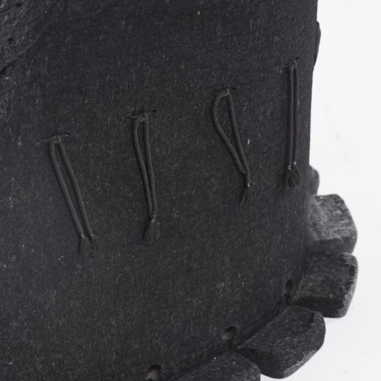 Bild 7 zu Objekt, Zwei Armlehnsessel 'i Feltri', 1986, Gaetano Pesce, Cassina, Mailand / Milan, 181A 462