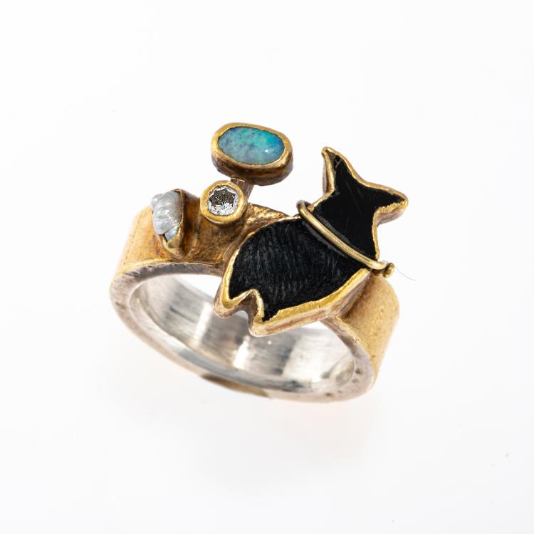 Bild 1 zu Objekt, Ring, c. 1984, Manfred Bischoff, 