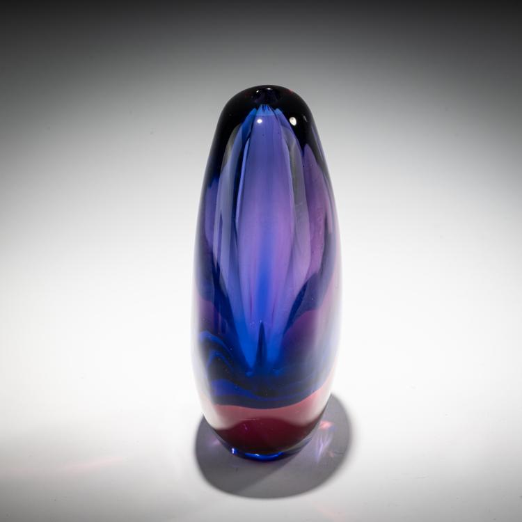 Bild 1 zu Objekt, Vase 'Sommerso blu rubino', c. 1954, Flavio Poli, Seguso s.r.l., Murano, 181B 645