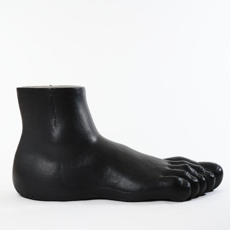 Hauptbild zu Objekt, Seating object 'UP7' - 'Il Piede', 1969 (design), Gaetano Pesce, B&B Italia, Novedrate, Como, 182B 666
