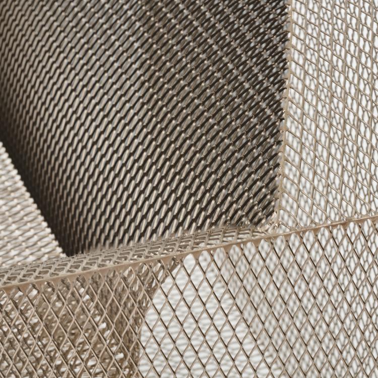 Bild 3 zu Objekt, Armchair 'How High The Moon', 1986 (design), Shiro Kuramata, Vitra, Birsfelden, 182B 705