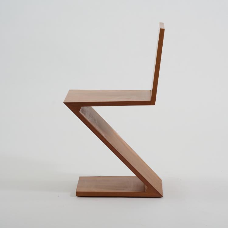 Bild 1 zu Objekt, Chair 'Zig Zag', 1932-34 (design), Gerrit Rietveld, Cassina, Mailand / Milan, 182B 503