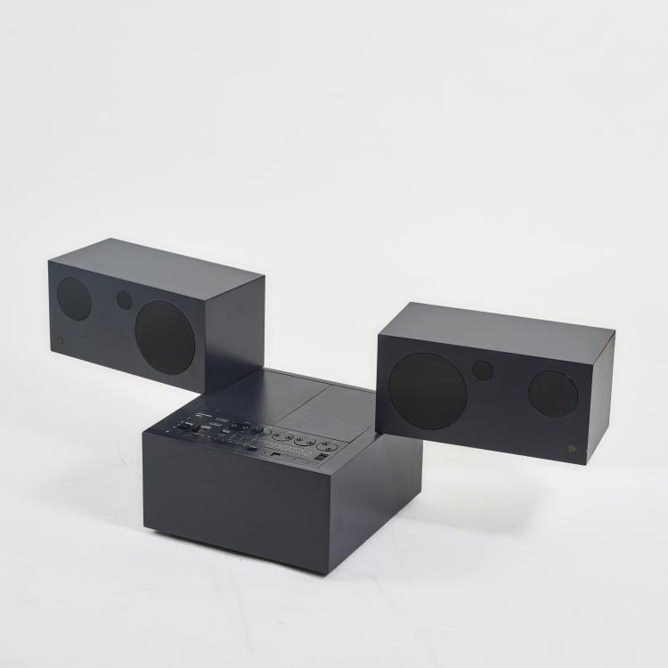 Bild 1 zu Objekt, Stereo system with record player 'RR 130 fo/st 2 - Totem', 1970 (design), Mario Bellini, Brionvega, Mailand / Milan, 182B 587