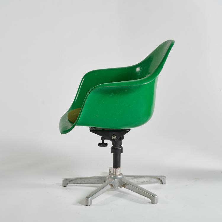 Bild 1 zu Objekt, Height-adjustable armchair 'PAS', 1950-53 (design), Charles Eames,Ray Eames, Herman Miller, Zeeland, 182B 529