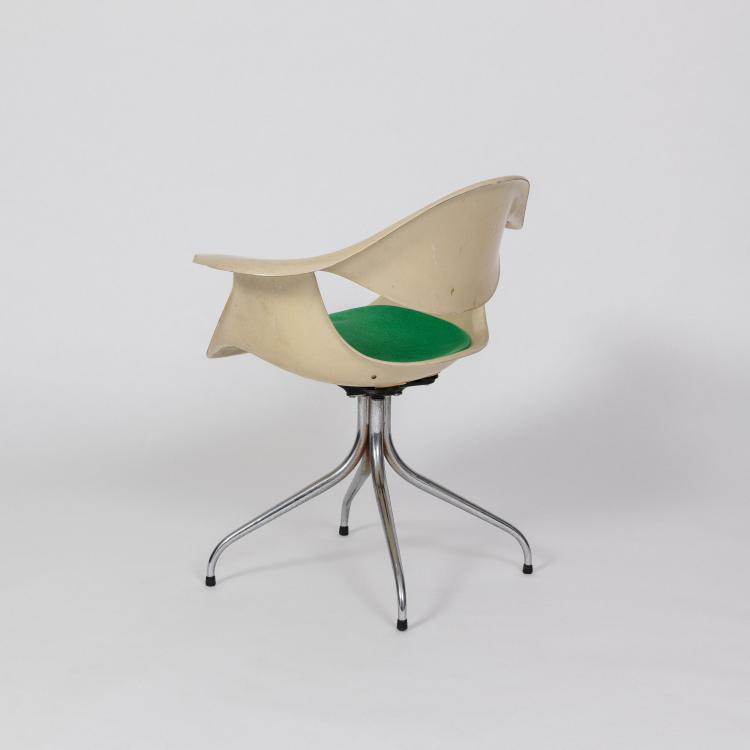Bild 3 zu Objekt, Three 'DAF' armchairs on 'swaged-leg' frames, 1954 (design), George Nelson, Miller, Herman, Zeeland, MI, 182B 560