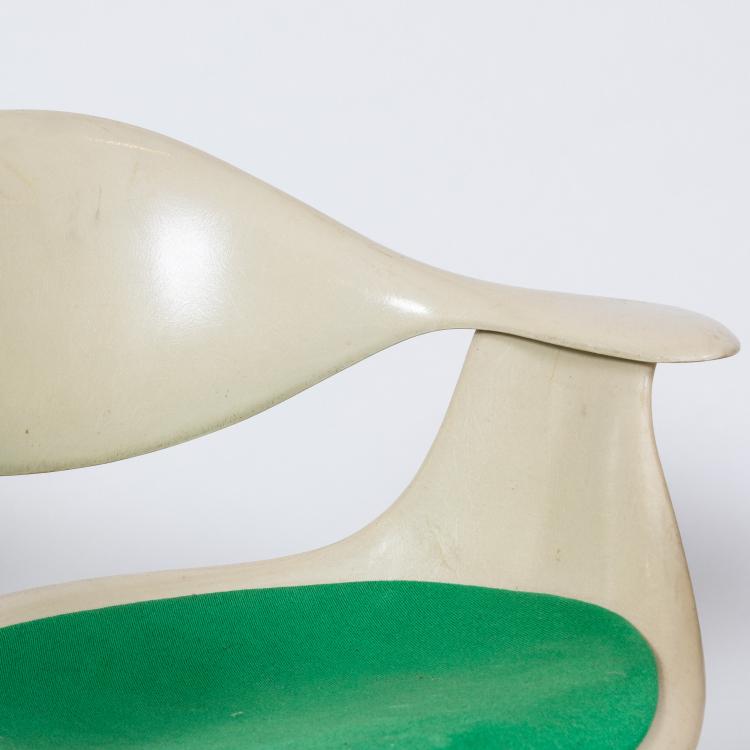 Bild 7 zu Objekt, Three 'DAF' armchairs on 'swaged-leg' frames, 1954 (design), George Nelson, Miller, Herman, Zeeland, MI, 182B 560