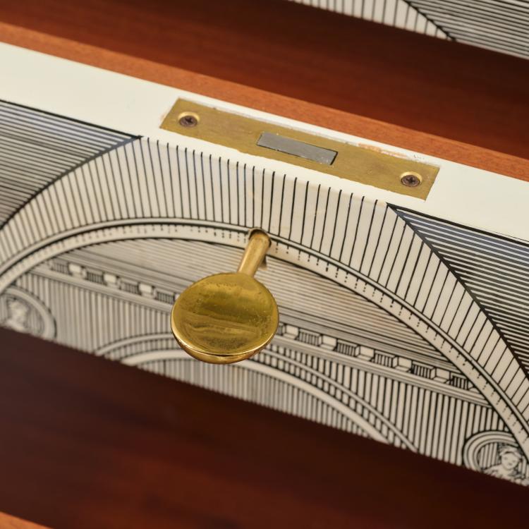 Bild 1 zu Objekt, Sekret&auml;rschrank 'Architettura', 1950er Jahre (Entwurf), Piero Fornasetti, Fornasetti, Mailand / Milan, 181A 339