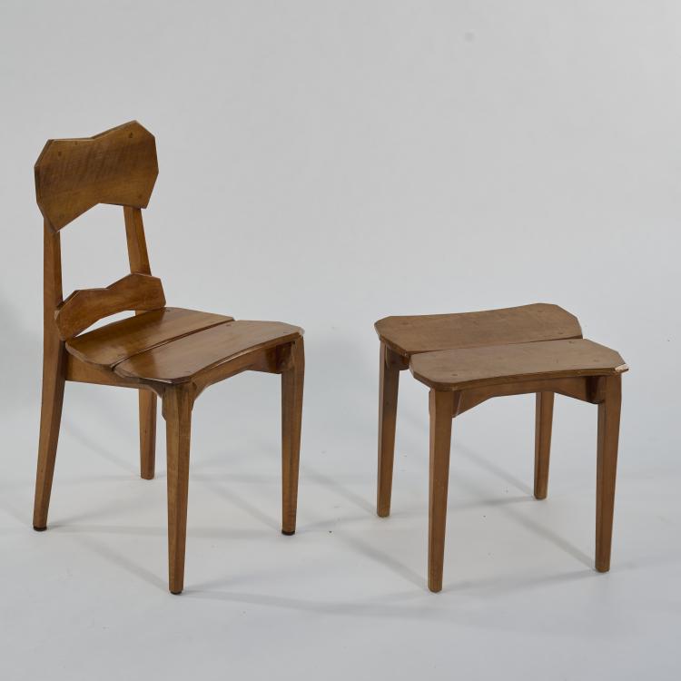 Bild 6 zu Objekt, Five anthroposophical chairs and two stools, 1940s (design), Paul Bay, Dornach, Kunstschnitzwerkstatt (zug. / attr.), 182C 756