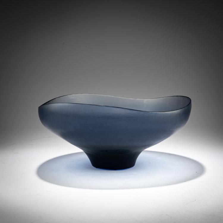 Bild 1 zu Objekt, 'Battuto' bowl, 1959/60, Tobia Scarpa, Venini, Murano, 181B 700