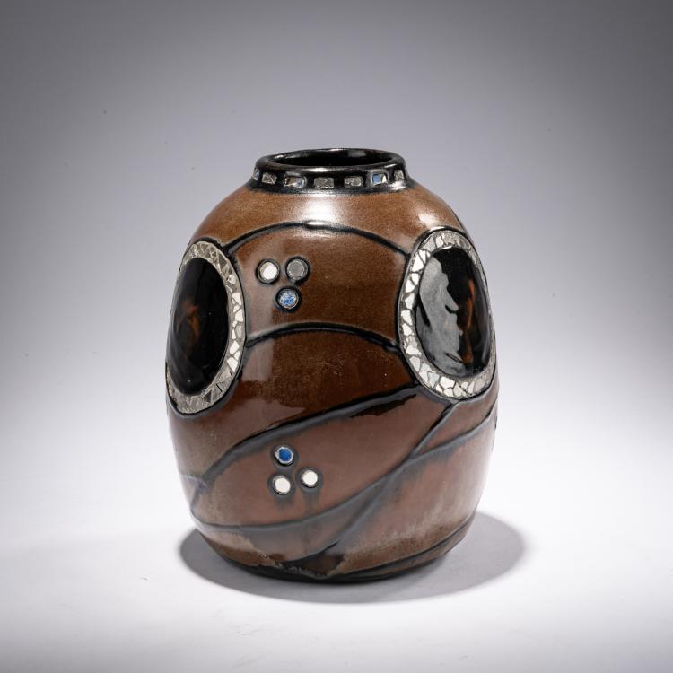 Bild 1 zu Objekt, Vase 'Silver Mosaic', c. 1906, Max Laeuger, Laeuger, Max, Kandern, 182A 355