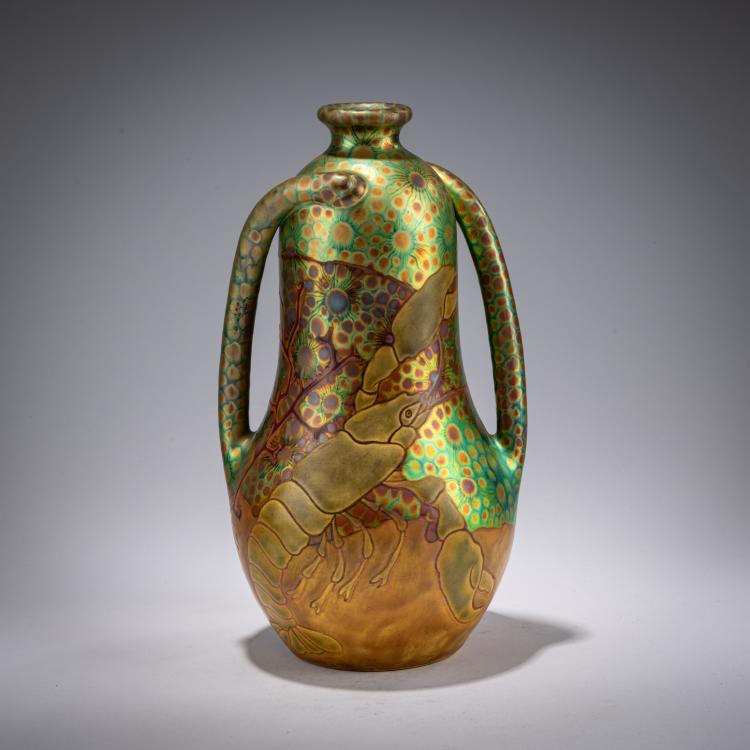 Hauptbild zu Objekt, Handle vase with lobster, 1900, S&aacute;ndor Ap&aacute;ti Abt, Zsolnay, Pecs, 