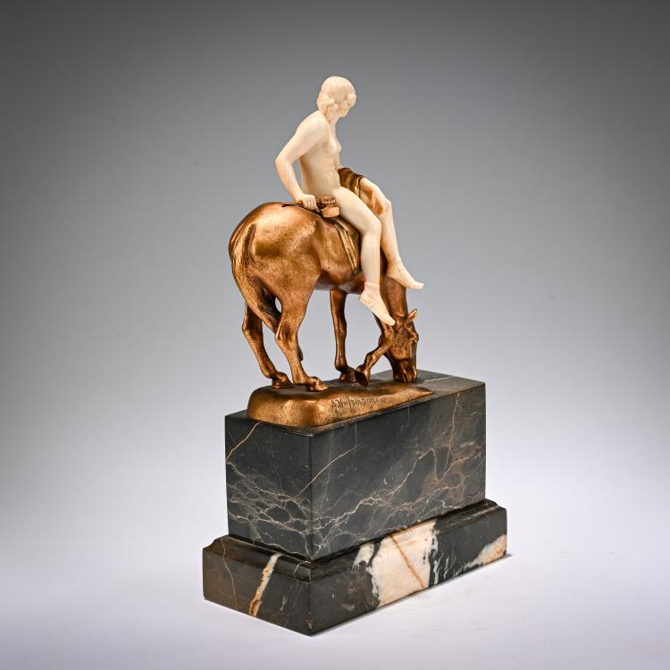 Bild 4 zu Objekt, Chryselephantine figure 'Rider', c. 1908, Albert Hinrich Hussmann, 182A 273