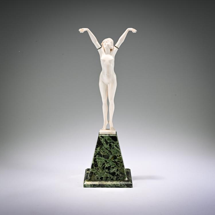 Hauptbild zu Objekt, Elfenbeinfigur 'Danseuse Andalouse', um 1920, Claire Jeanne Roberte Colinet, 182A 258