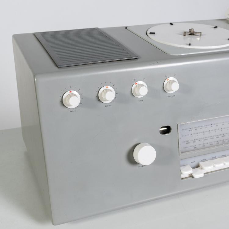 Bild 2 zu Objekt, Compact unit 'studio 1' and loudspeaker 'L3', 1957 (design), Hans Gugelot, Braun AG, Frankfurt am Main, 182B 540