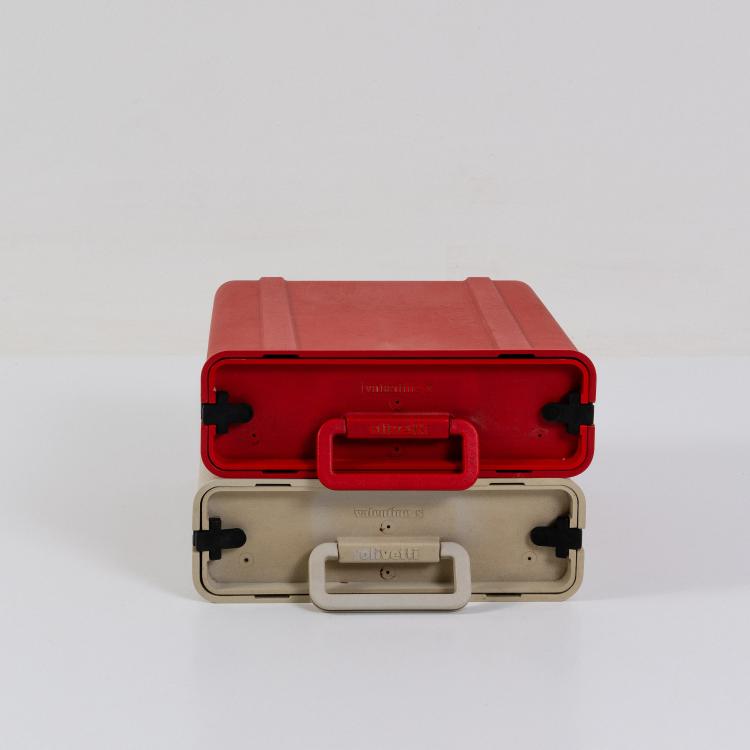 Bild 1 zu Objekt, Zwei Schreibmaschinen 'Valentine S', 1969 (Entwurf), Perry A. King,Ettore Sottsass, Olivetti, Ivrea, 182B 640