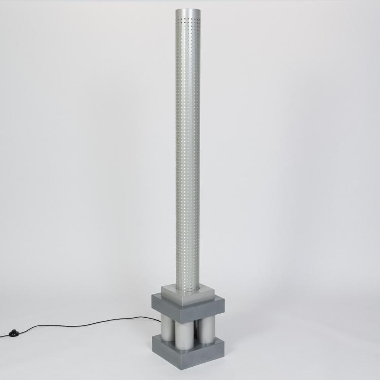 Bild 1 zu Objekt, Floor lamp 'Chicago Tribune' from the 'Stillight' series, 1985 (design), Matteo Thun, Bieffeplast, Padua, 182B 723