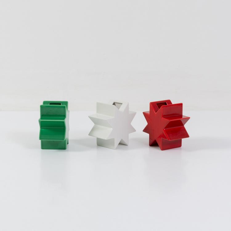 Bild 1 zu Objekt, Three vases 'hsing' from the 'Ceramiche Pop' series, 1972/73 (design), Ettore Sottsass, Alessio Sarri, Sesto Fiorentino, 182B 711