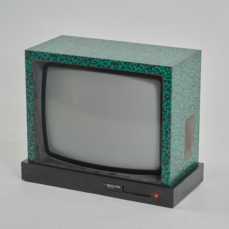 Hauptbild zu Objekt, TV-set 'Memphis 1 TVC 26', 1980 (design), Ettore Sottsass, Brionvega, Mailand / Milan, 182B 713