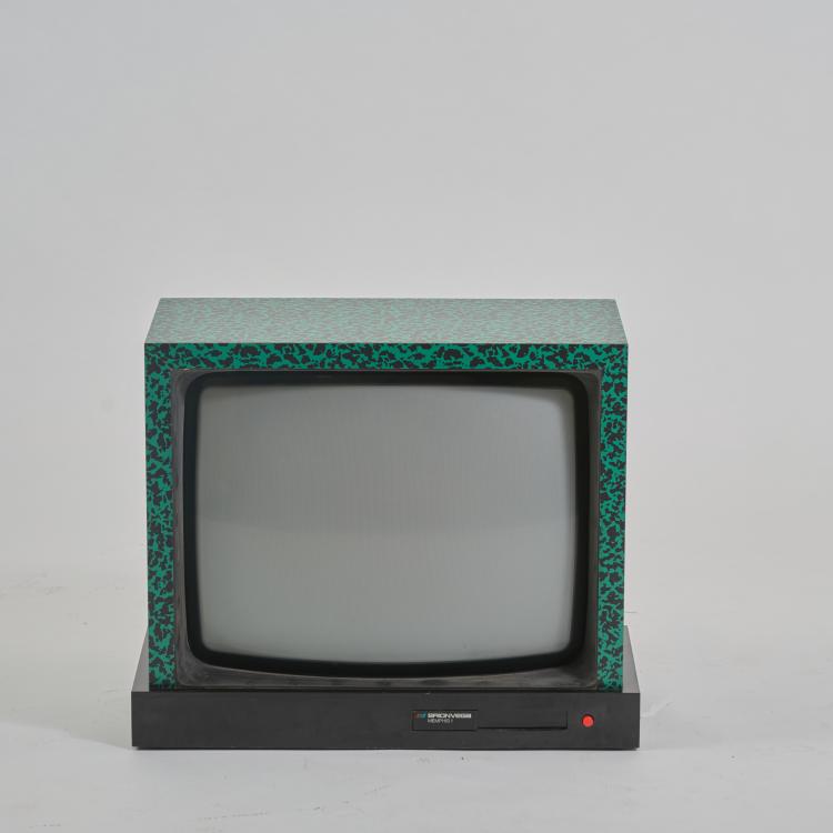 Bild 1 zu Objekt, TV-set 'Memphis 1 TVC 26', 1980 (design), Ettore Sottsass, Brionvega, Mailand / Milan, 182B 713