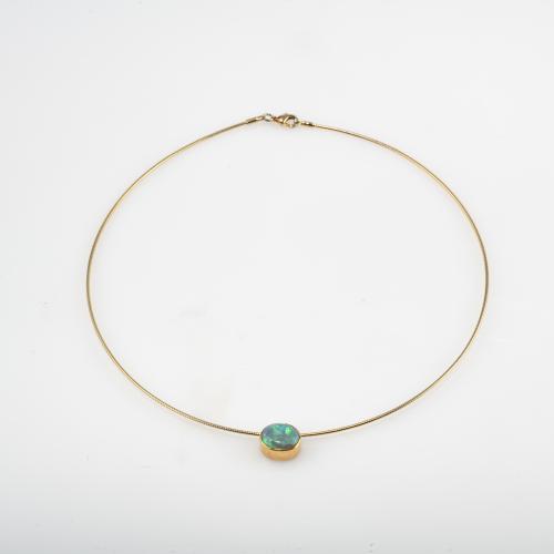 Necklace with opal pendant