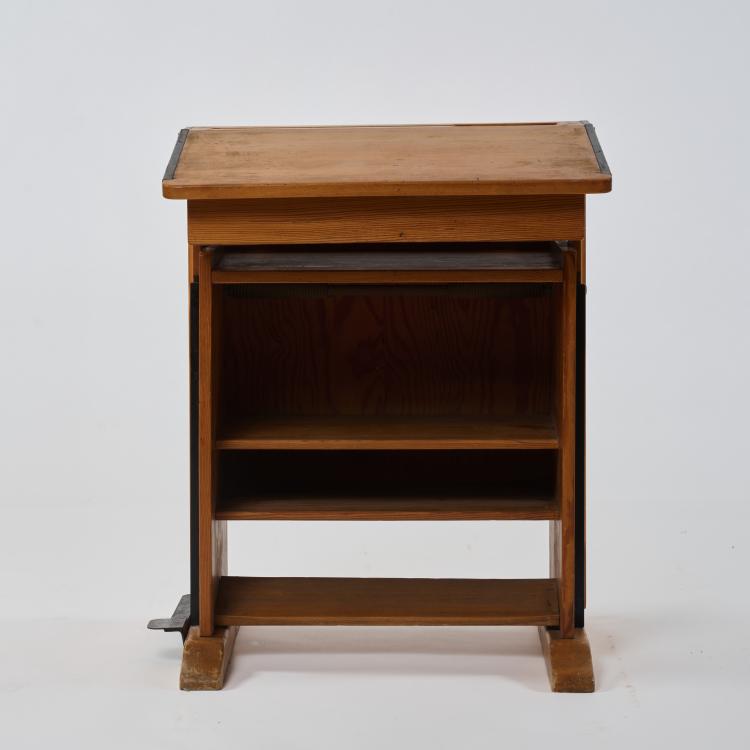 Bild 1 zu Objekt, Height-adjustable standing desk, 1930s (design), Deutschland / Germany, 182C 751