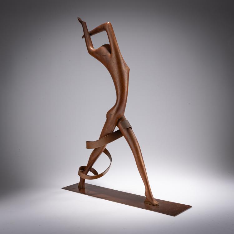 Bild 2 zu Objekt, Holzfigur 'Schreitende' mit Band, nach 1945,  Hagenauer, Hagenauer, Wien / Vienna, 