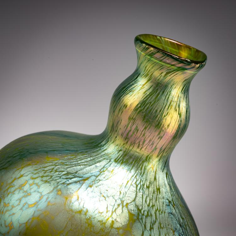 Bild 3 zu Objekt, Vase 'creta Papillon', 1898-1900, L&ouml;tz Wwe., Klosterm&uuml;hle / Loetz, Klastersky Mlyn, 182A 199