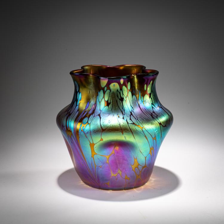 Bild 1 zu Objekt, 'Medici'-Vase, 1902, L&ouml;tz Wwe., Klosterm&uuml;hle / Loetz, Klastersky Mlyn, 182A 224
