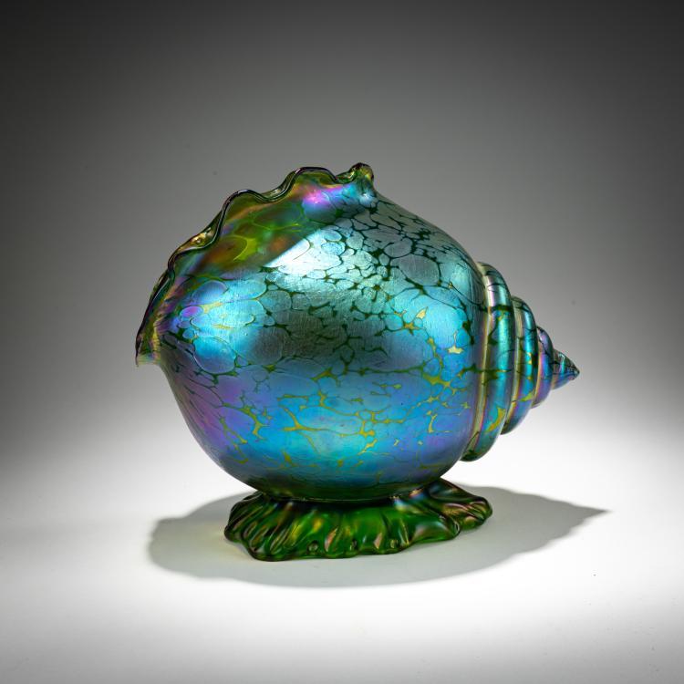 Bild 2 zu Objekt, 'Papillon'-Muschelvase, 1898, L&ouml;tz Wwe., Klosterm&uuml;hle / Loetz, Klastersky Mlyn, 182A 191