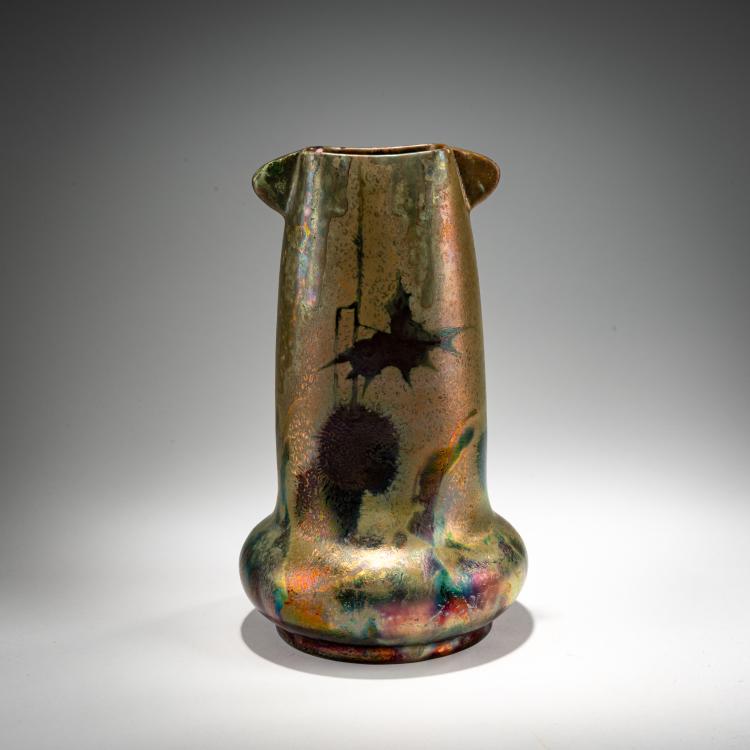Hauptbild zu Objekt, Vase 'Marrons', um 1890, Cl&eacute;ment Massier, Massier, Cl&eacute;ment, Golfe-Juan, 182A 344