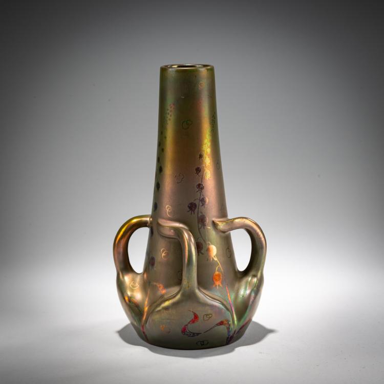 Hauptbild zu Objekt, Henkelvase 'Muguet', um 1890, D&eacute;lphin Massier, Massier, D&eacute;lphin, Vallauris, 182A 345