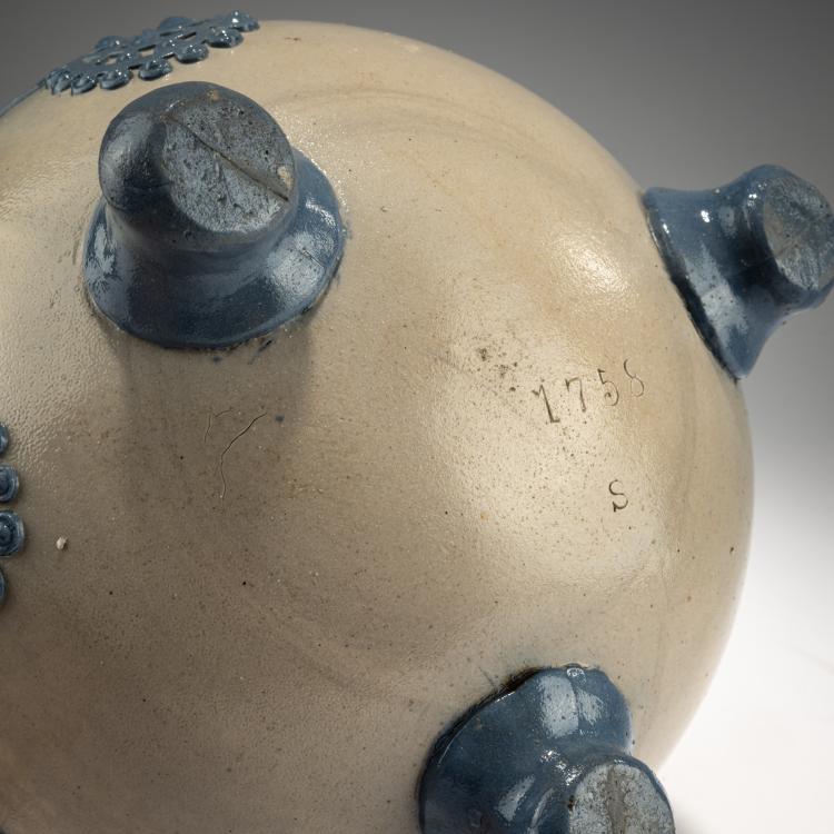 Bild 4 zu Objekt, Beer jug with pewter lid and thumb rest, 1902, Richard Riemerschmid, Merkelbach, Reinhold, Grenzhausen, 182A 358