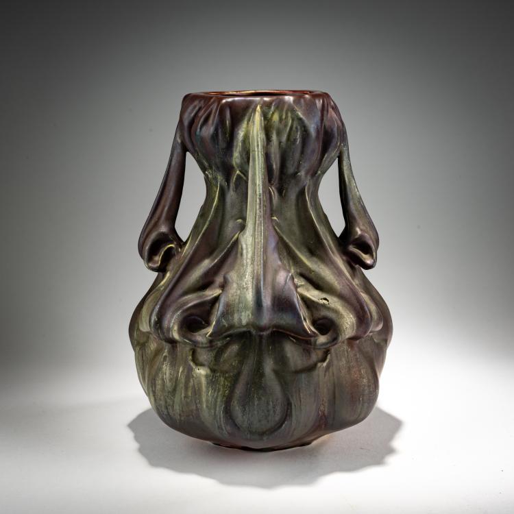 Hauptbild zu Objekt, Henkel vase, c. 1900, Keller & Guerin, Lun&eacute;ville, 182A 340