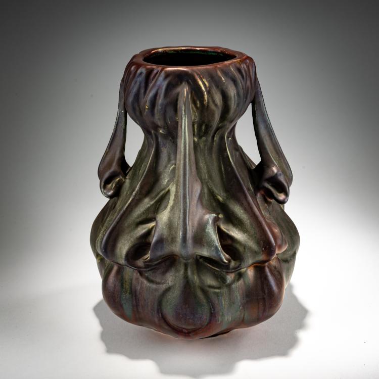 Bild 1 zu Objekt, Henkel vase, c. 1900, Keller & Guerin, Lun&eacute;ville, 182A 340