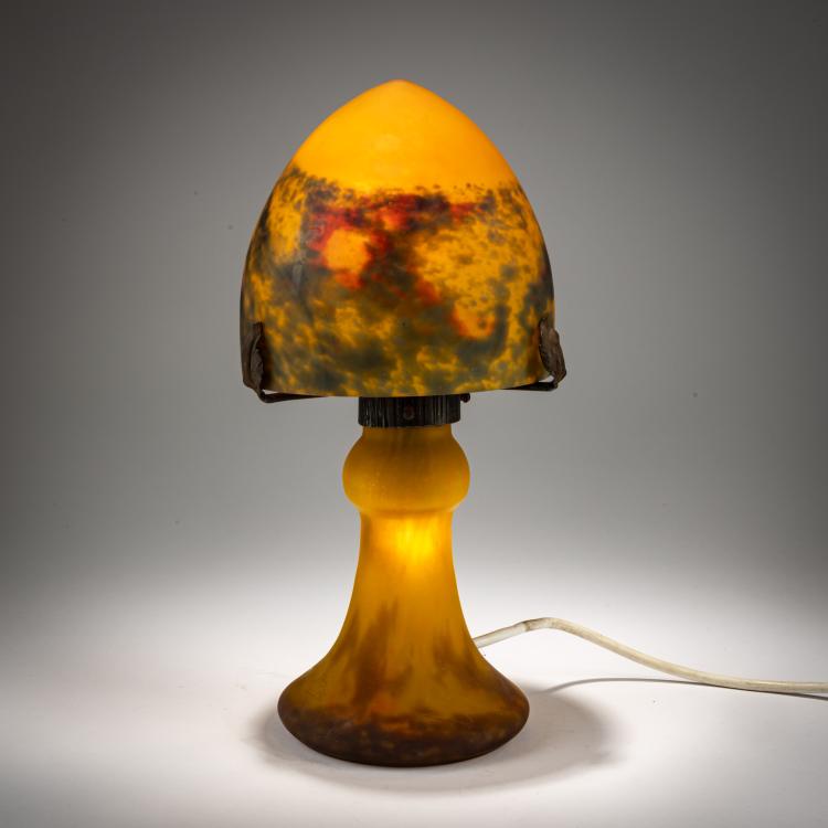Hauptbild zu Objekt, Kleine Tischleuchte, um 1925, Muller Fr&egrave;res, Lun&eacute;ville, 182A 165