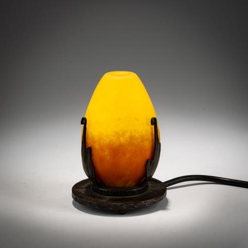 Veilleuse, um 1925
