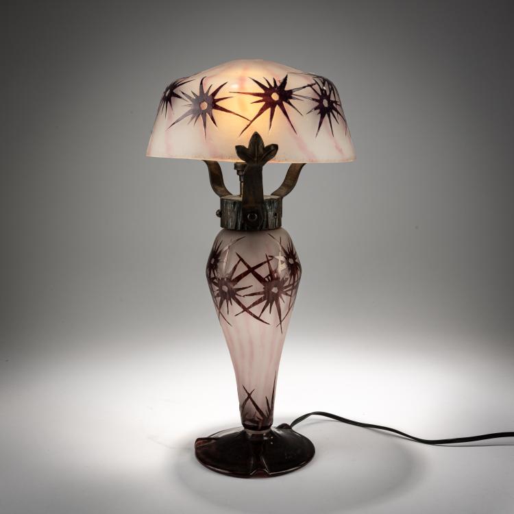Bild 1 zu Objekt, Tischleuchte 'Etoile', 1918-21, Schneider, Epinay-sur-Seine, 182A 173